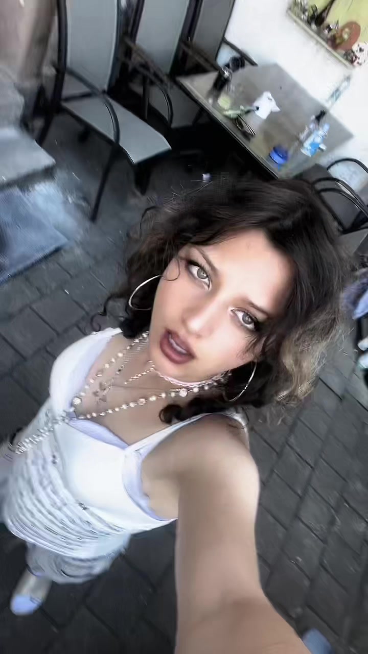 @</3