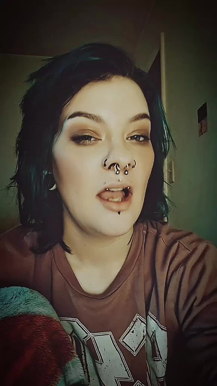 @Iminsanitylifeisthemadhouse🫀