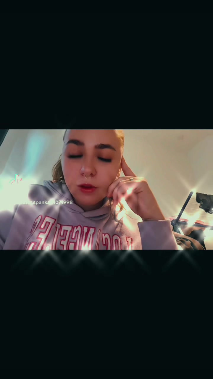 @Jenni⭐️