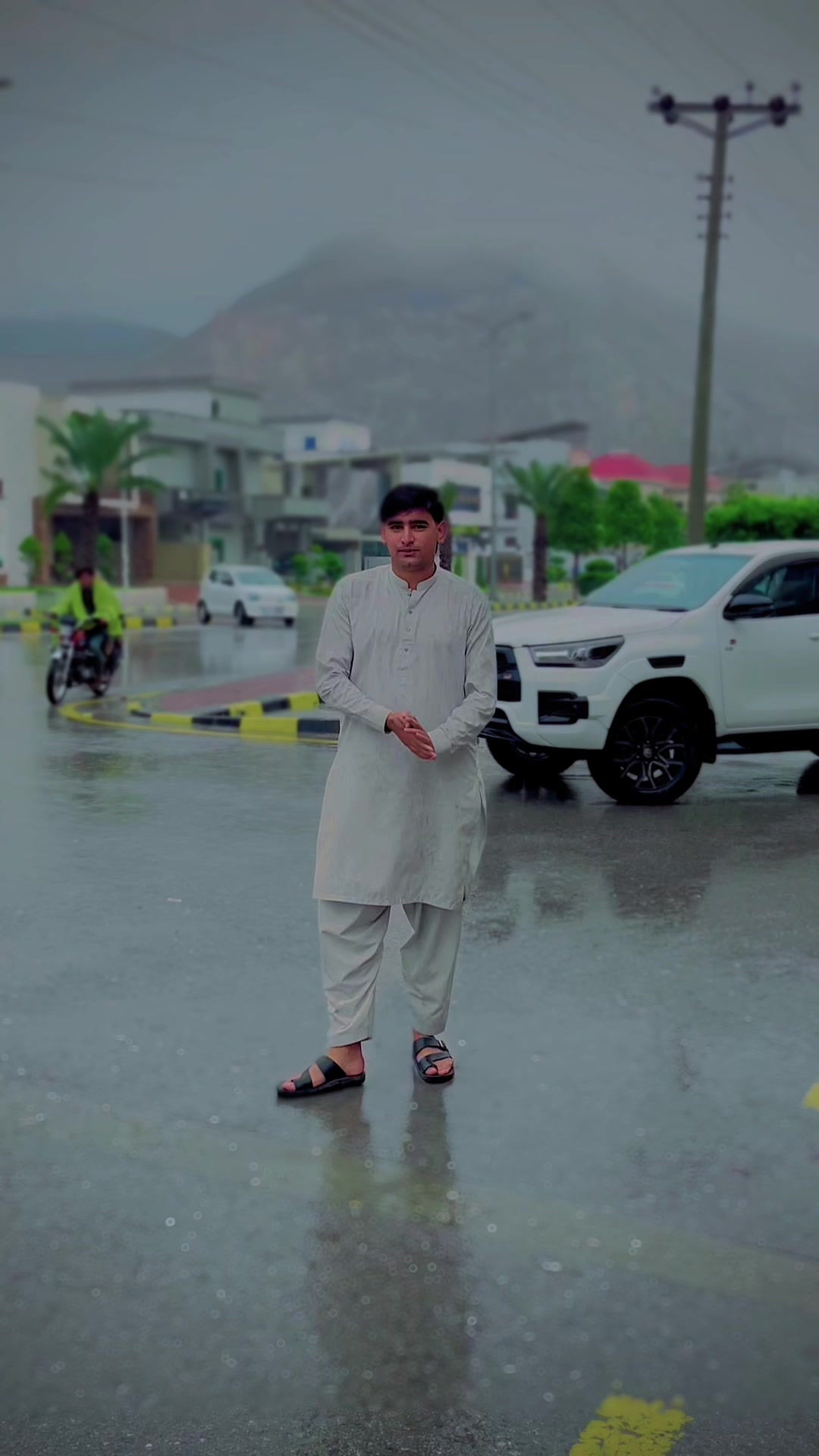 @دلاور نیازی کہتے ہیں 🥷🦅👑😈✅