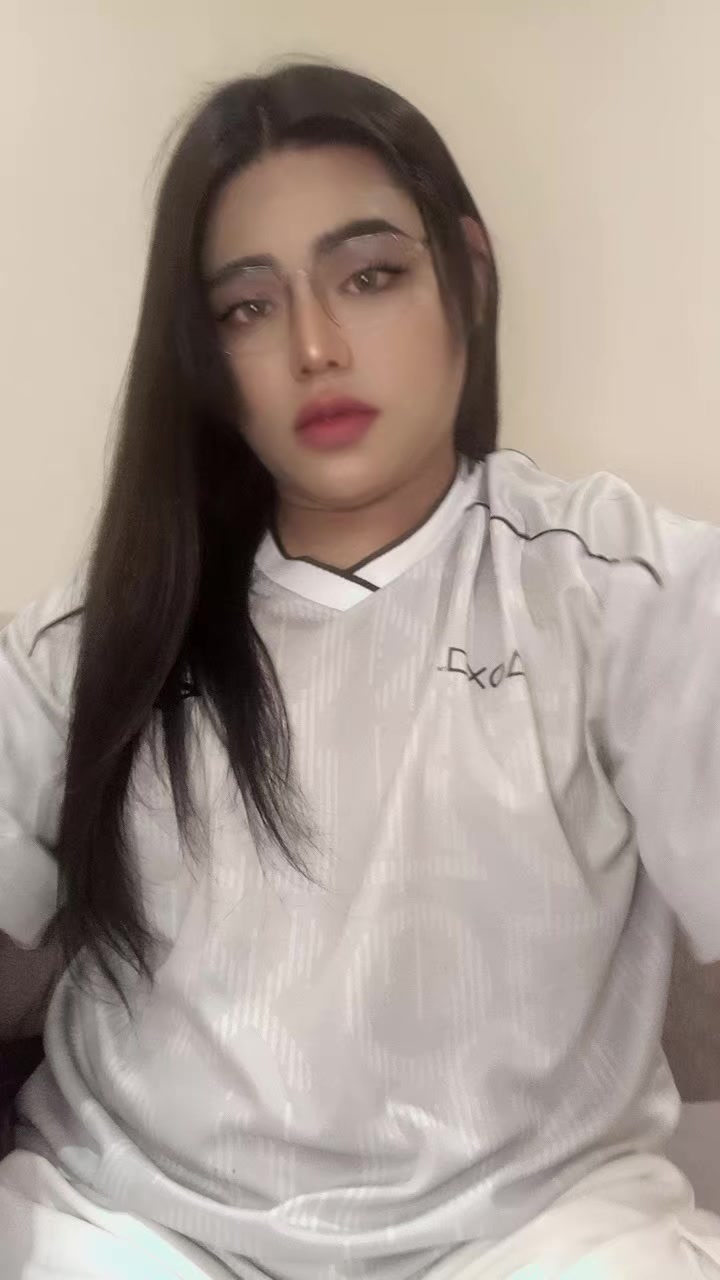 @mona_ladyboy
