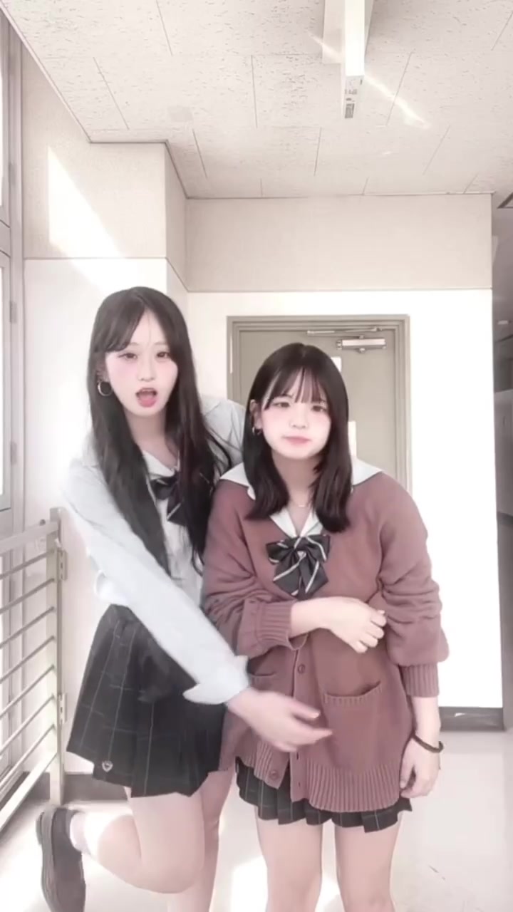 @えいな