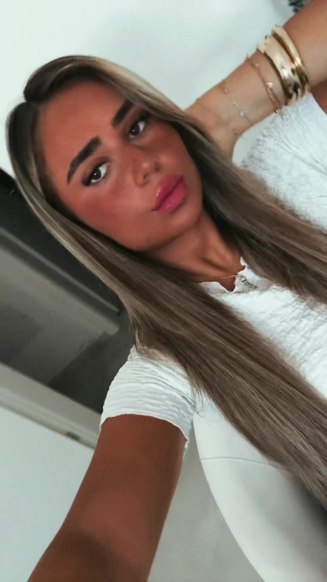 @chloecohen