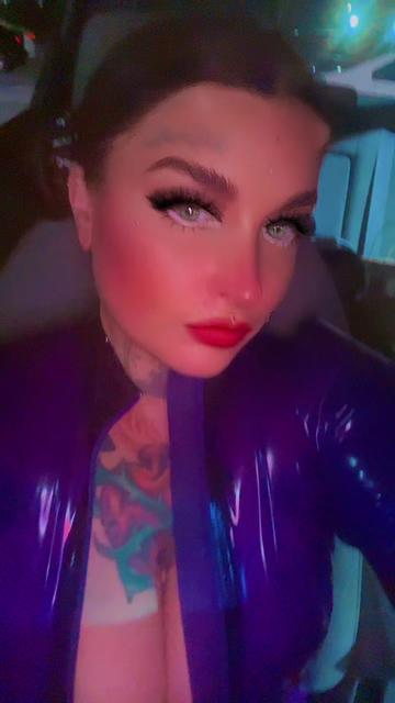 @Mistress Dolly