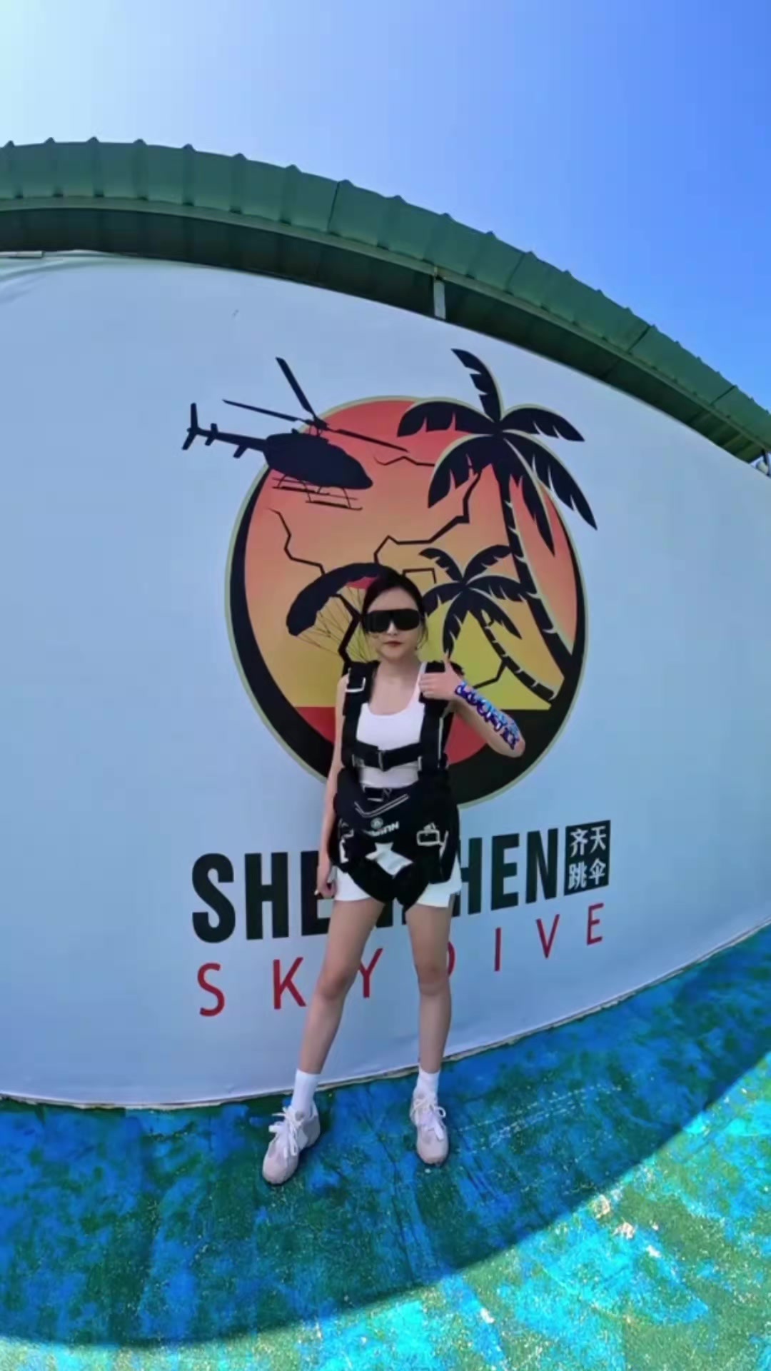 @onlyfanskydiving