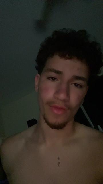 @ItzJustEric