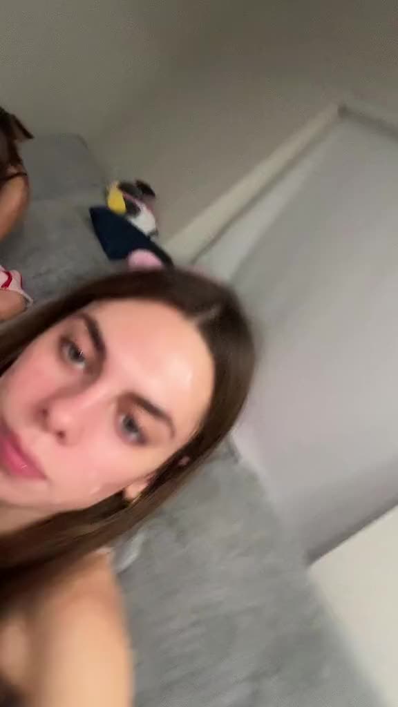 @👄