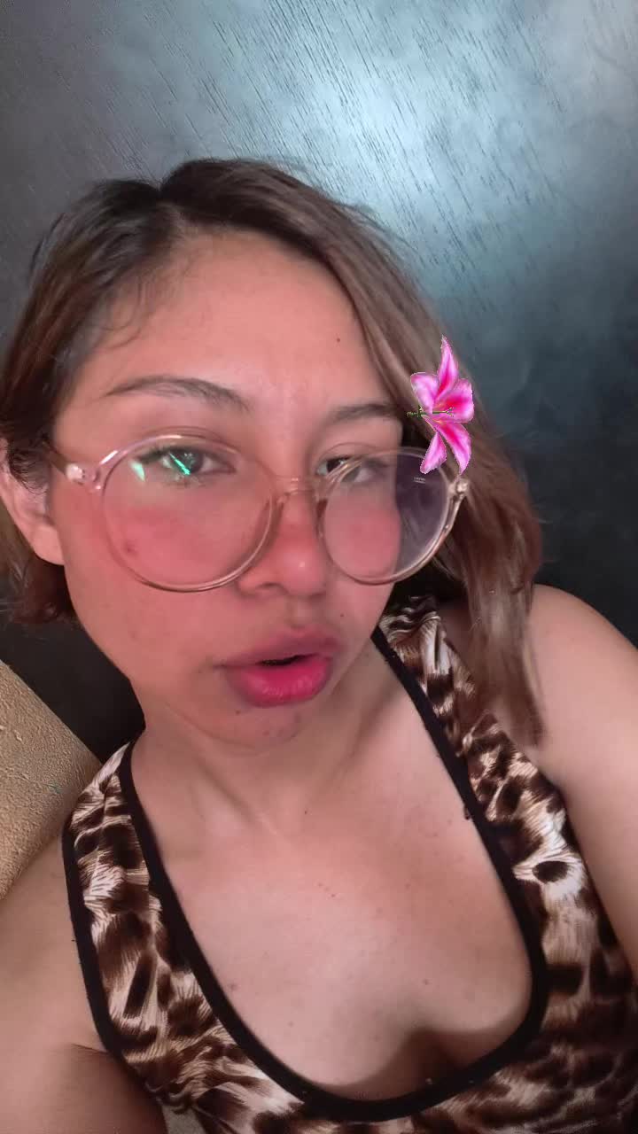 @zuriJane22