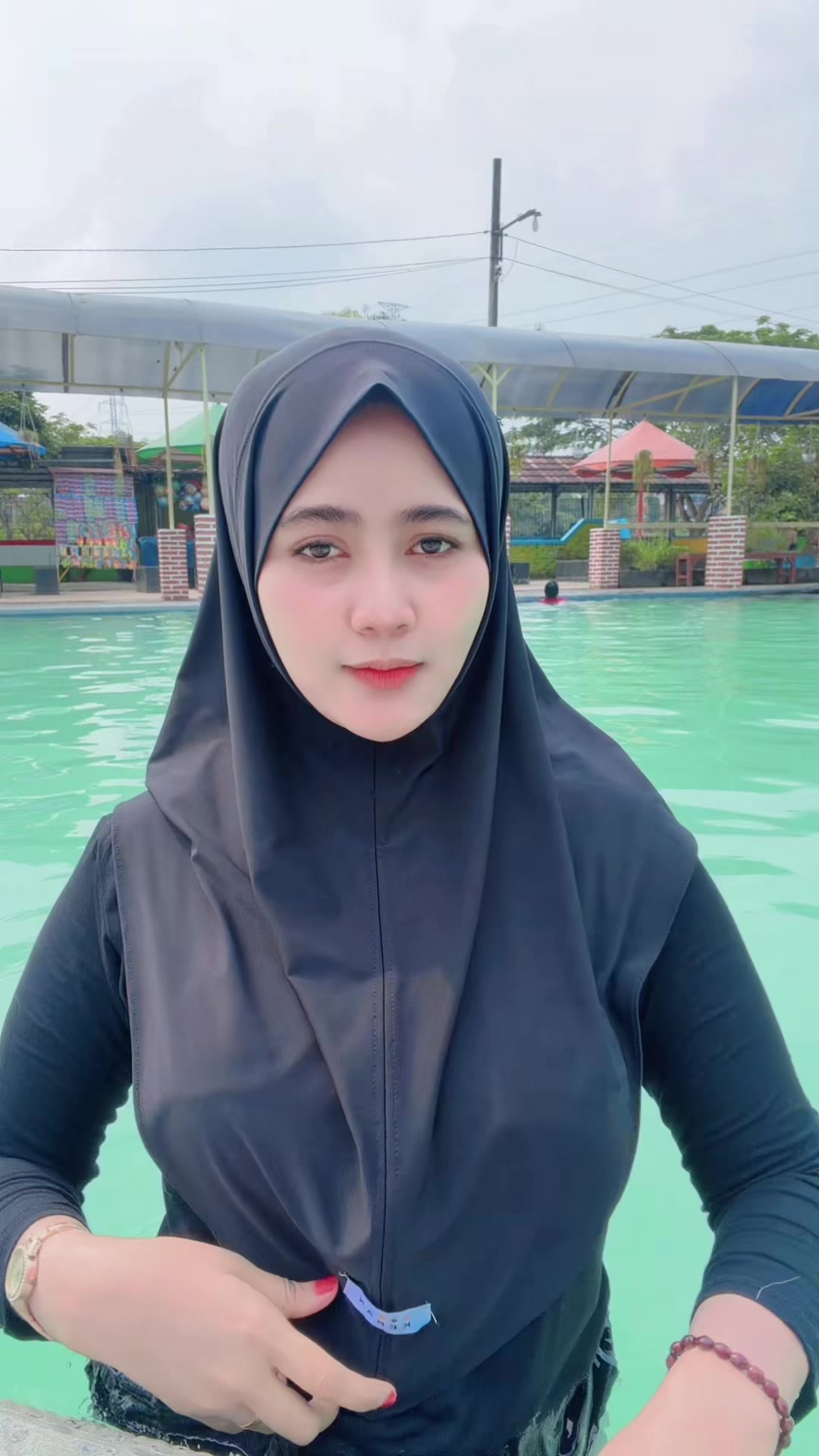 @Hajah_S