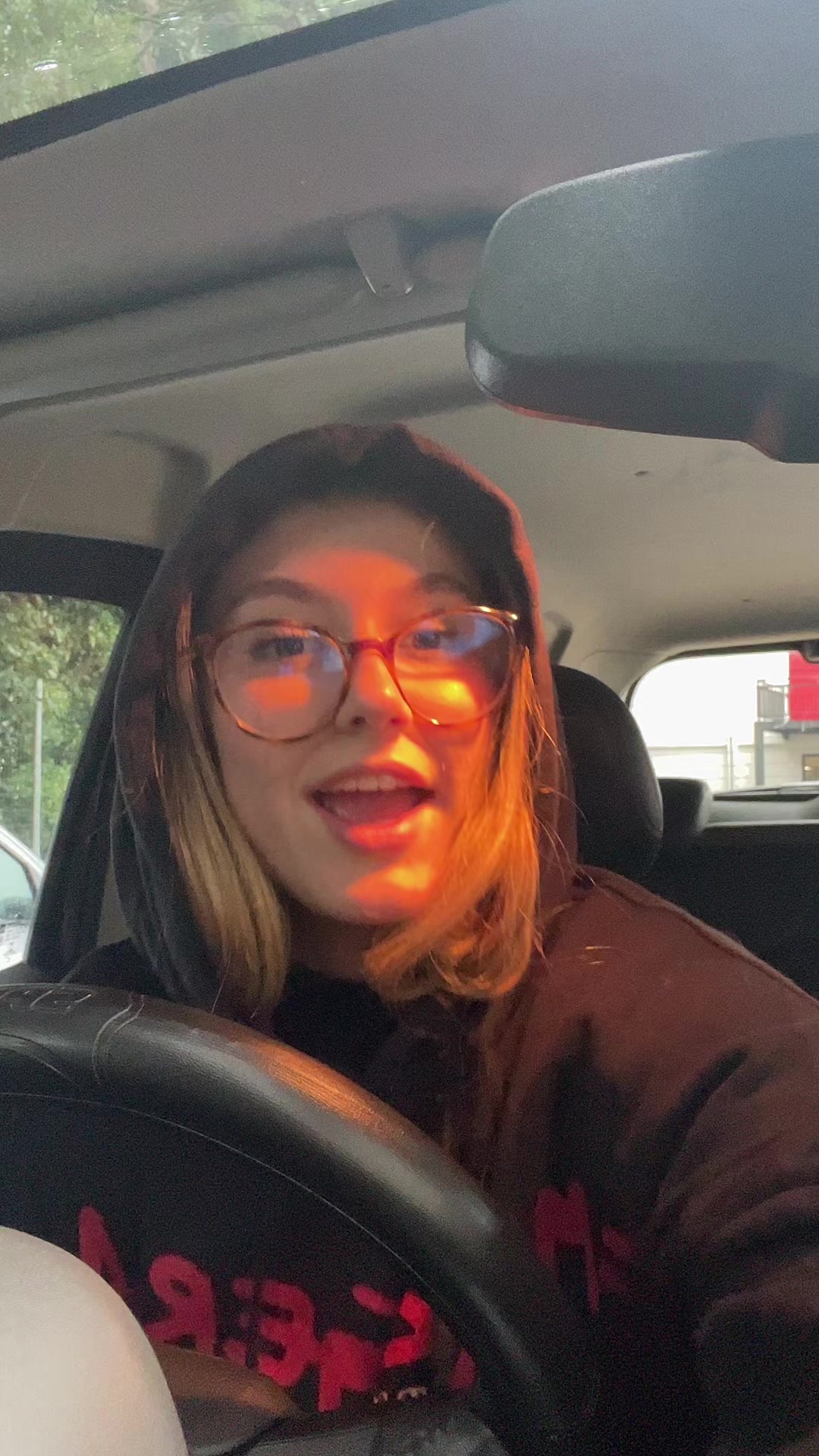 @r :)