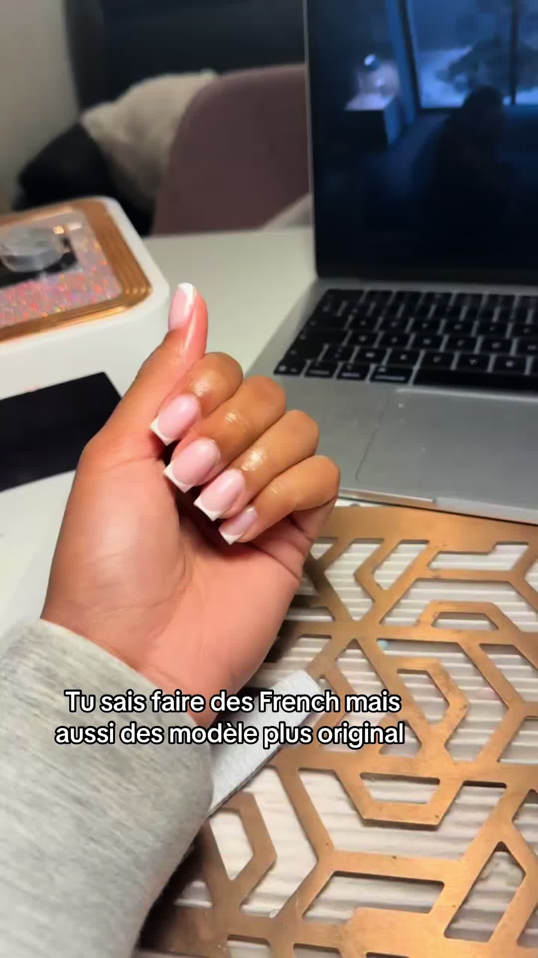 @ada_nails95