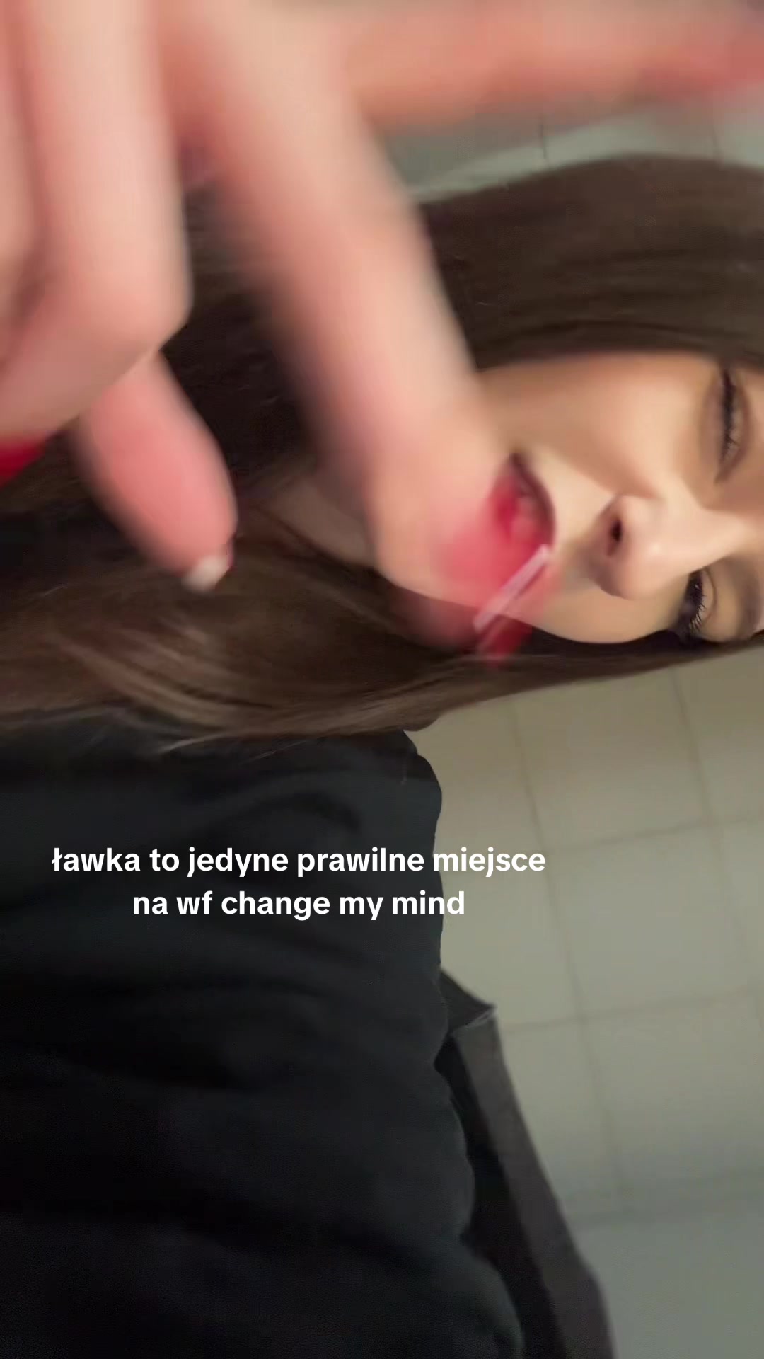 @kkk