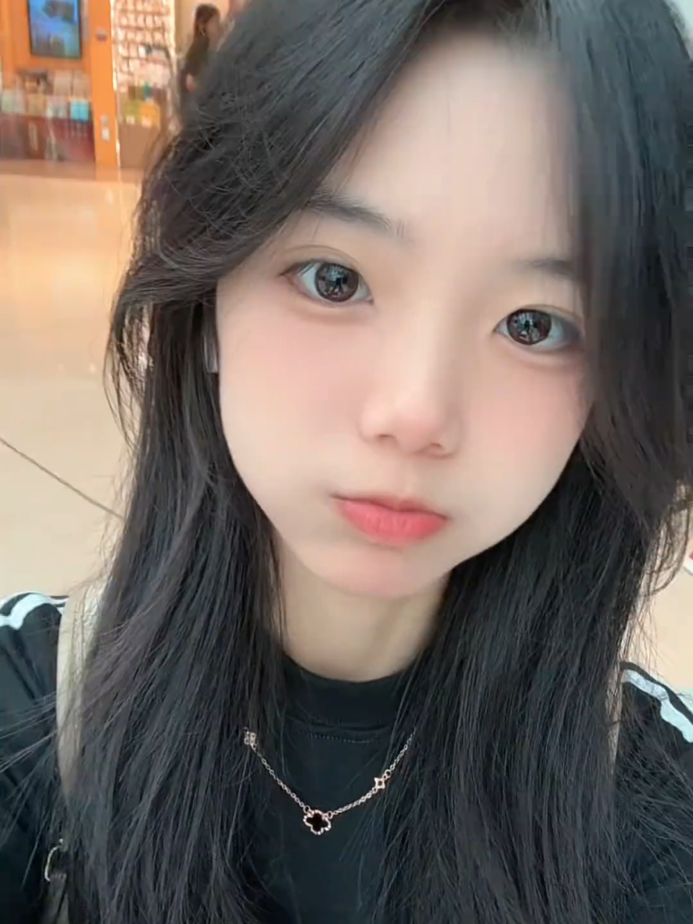 @𝗖𝗛𝗜𝗡𝗔 𝗗𝗫𝗞