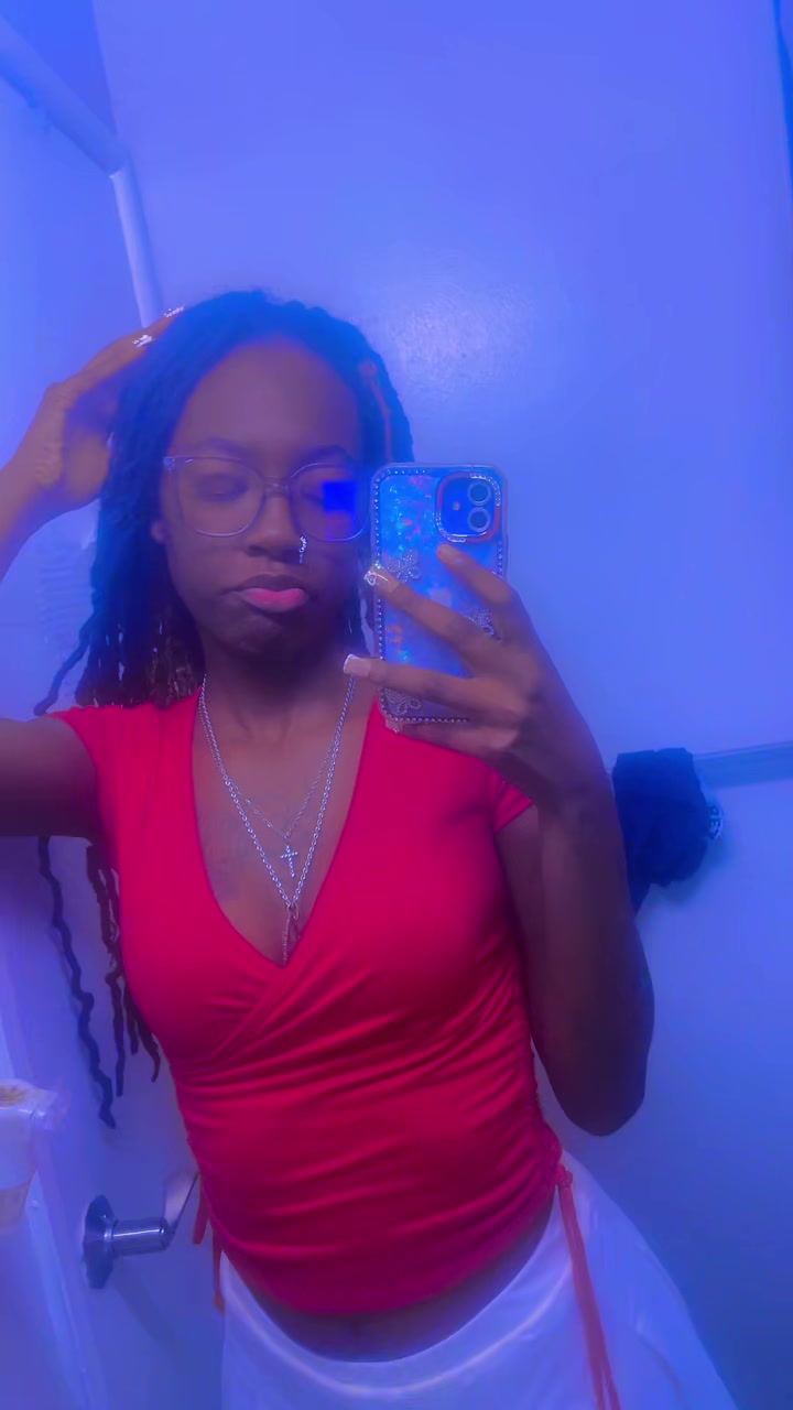 @breashiana