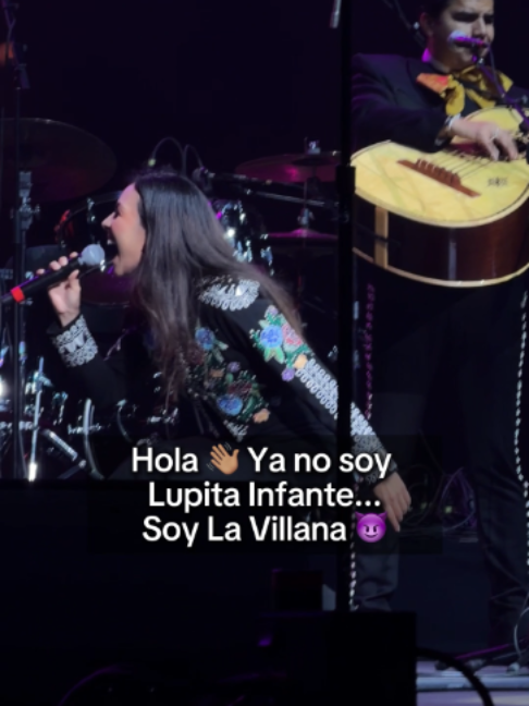 @Lupita Infante