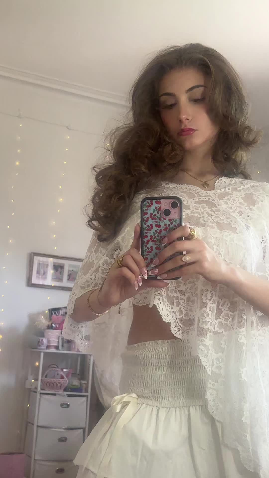 @Ana