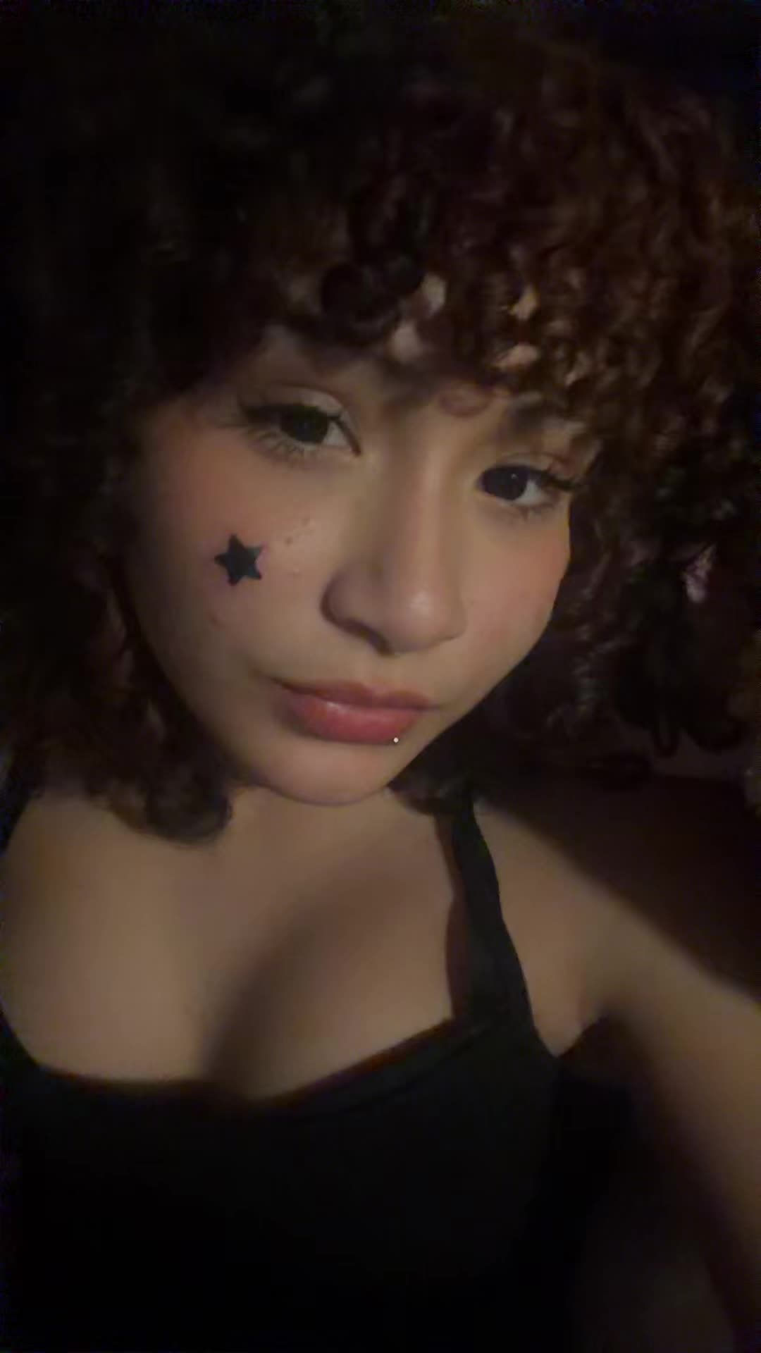 @lai >0<