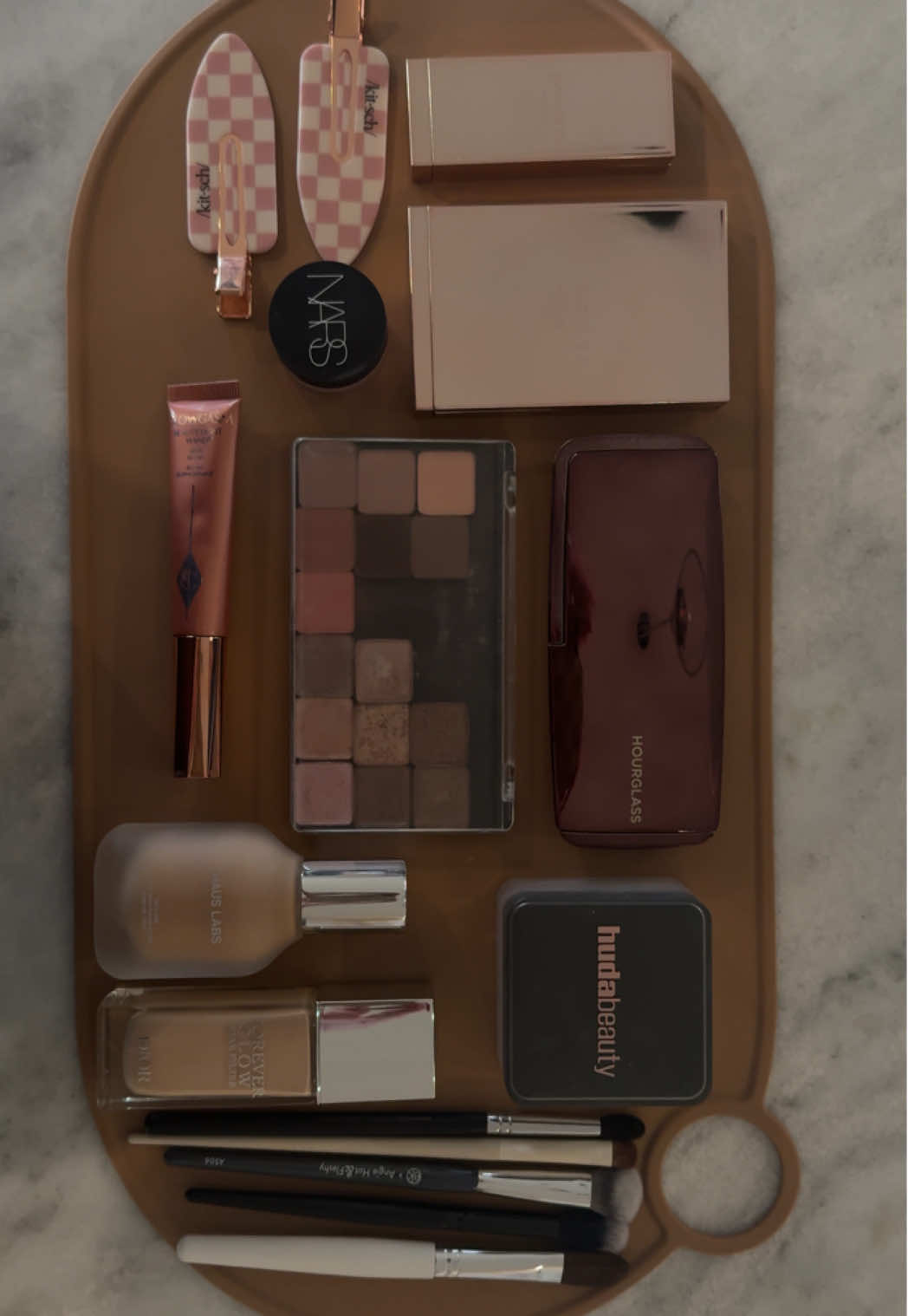 @mollybrownmakeup