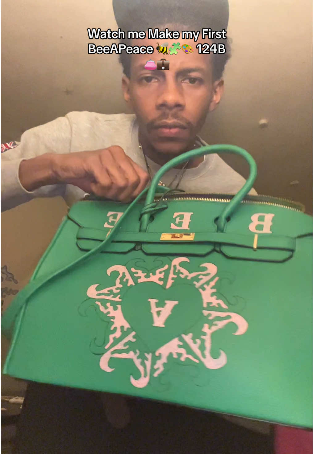 @AAron VibeZ ( BeeAPeace ) ๐๐ฆ