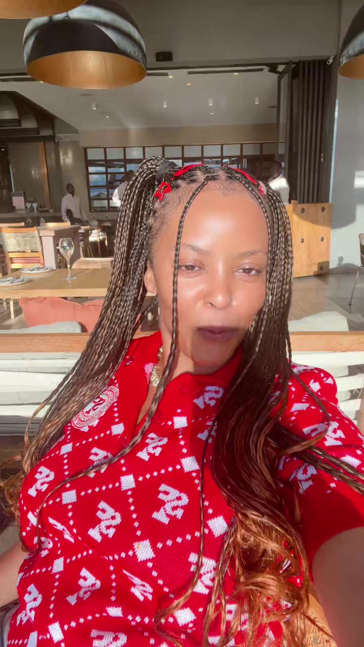 @Nthabi_Sings