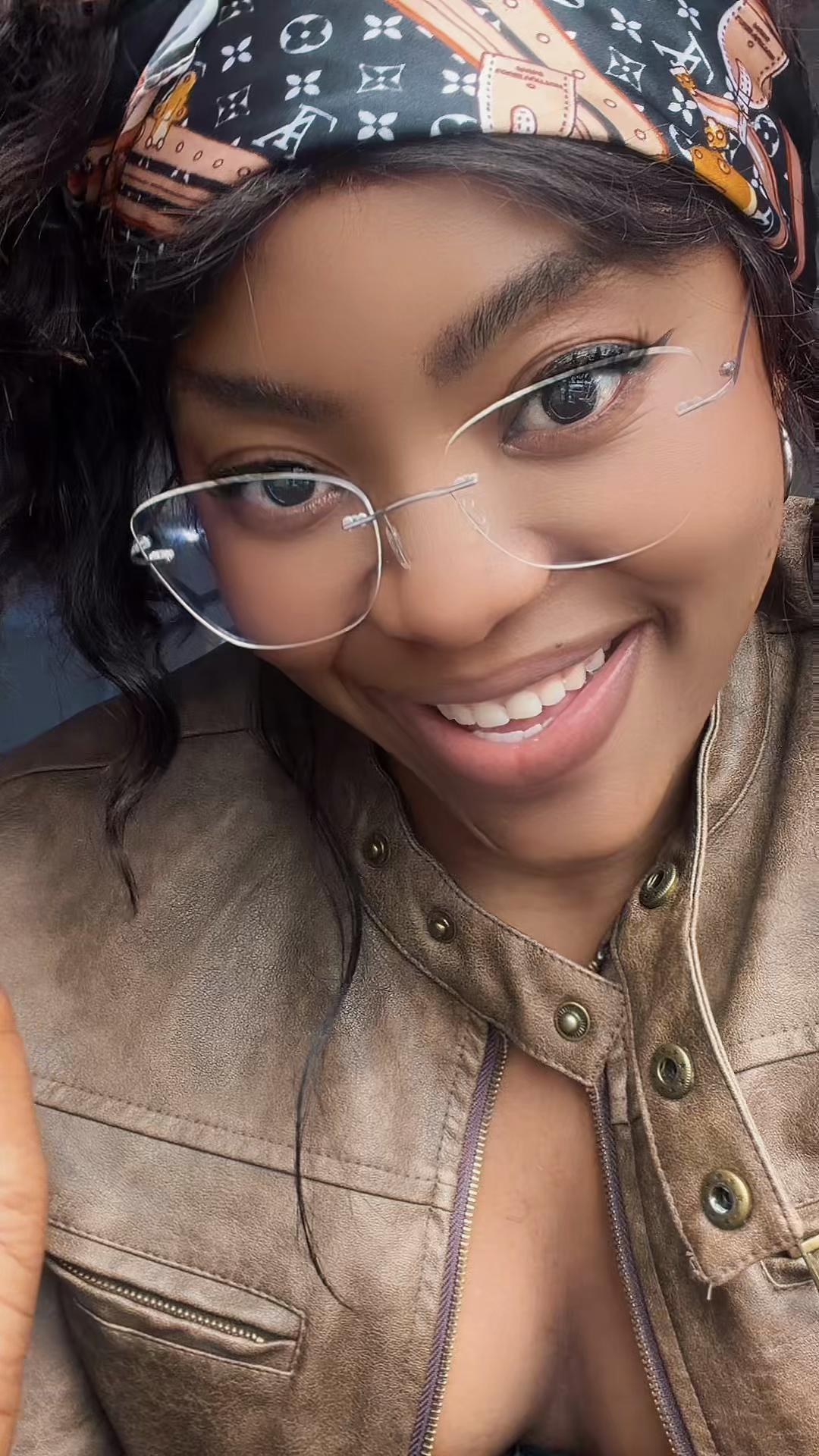 @Martha🧕