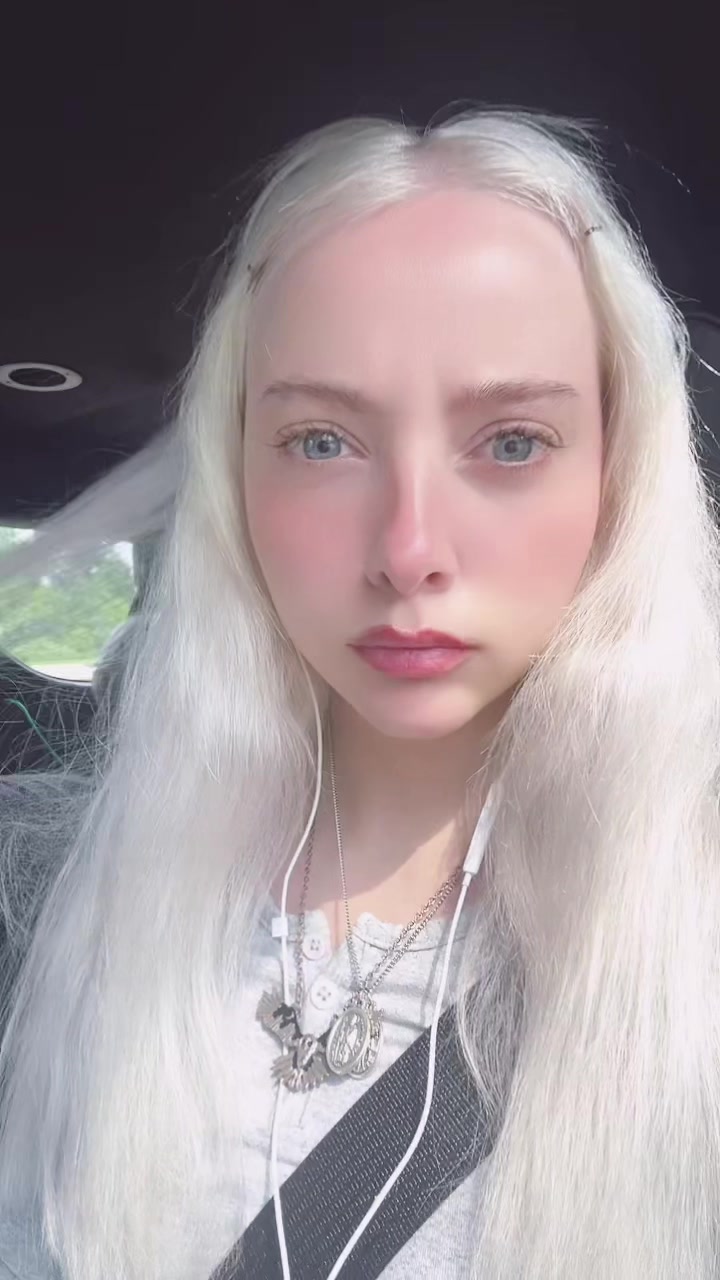 @🌙Madeleine🪻