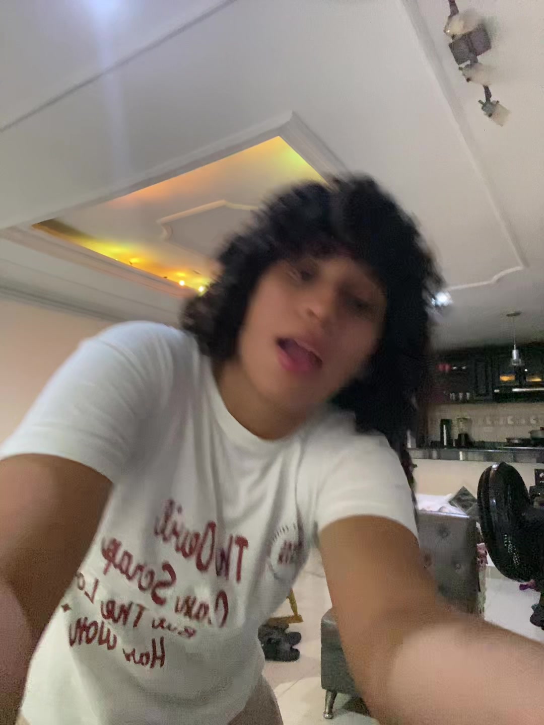 @Leslo