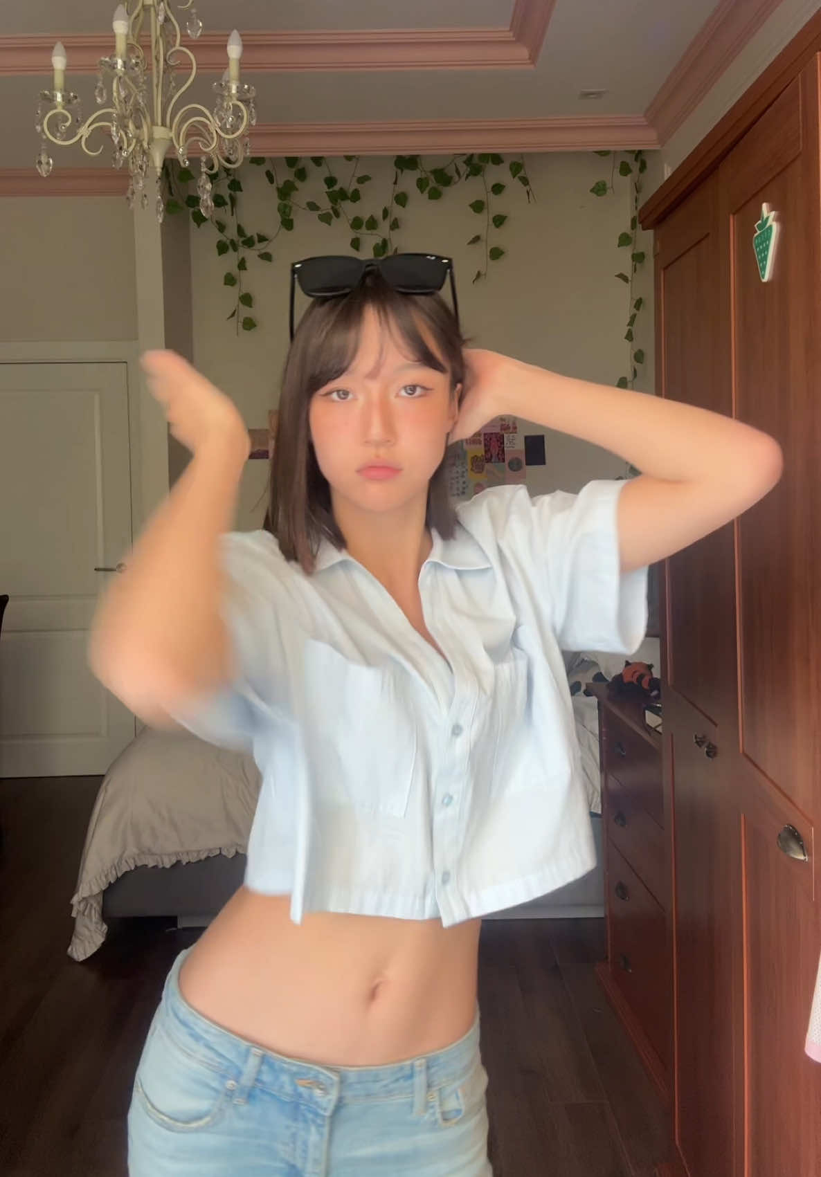 @Рука