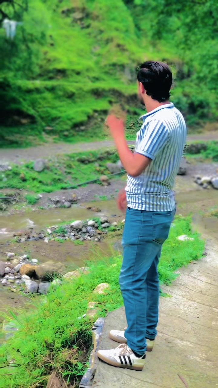 @Mr_ Zeeshan077