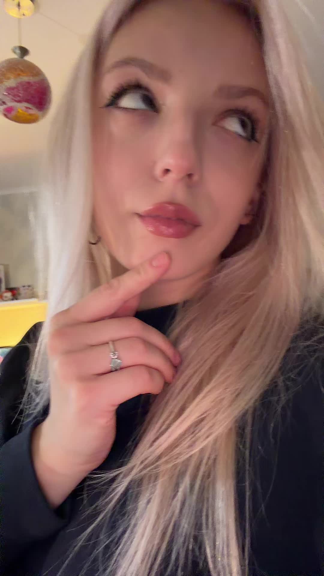 @Алёна 👀