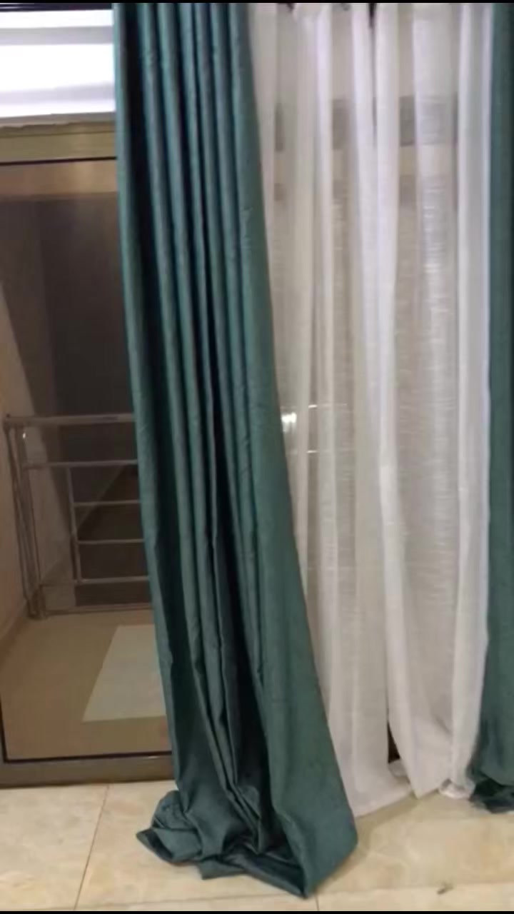 @LilyLups🦋