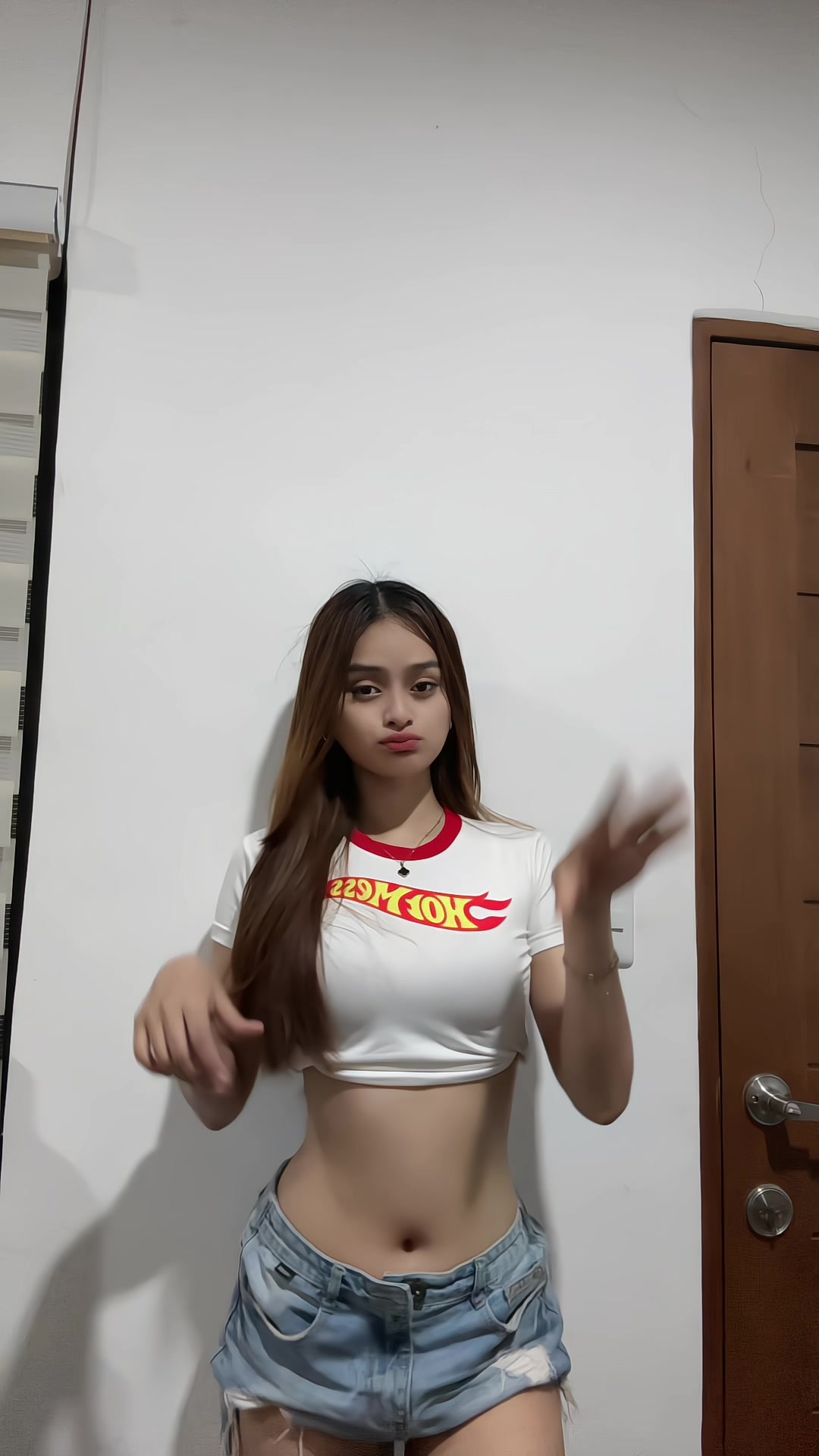 @miksmikai