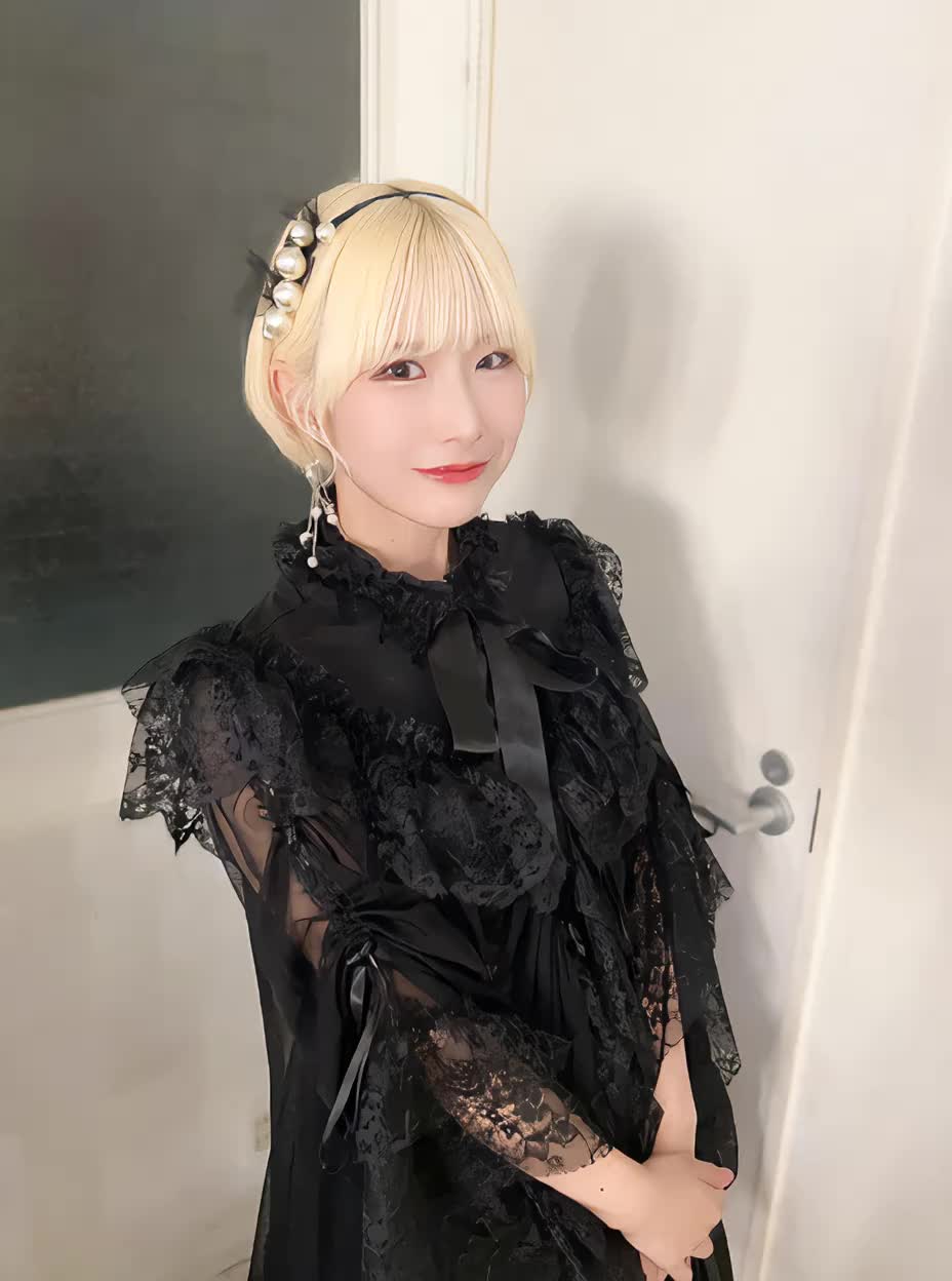 @椎原えみ