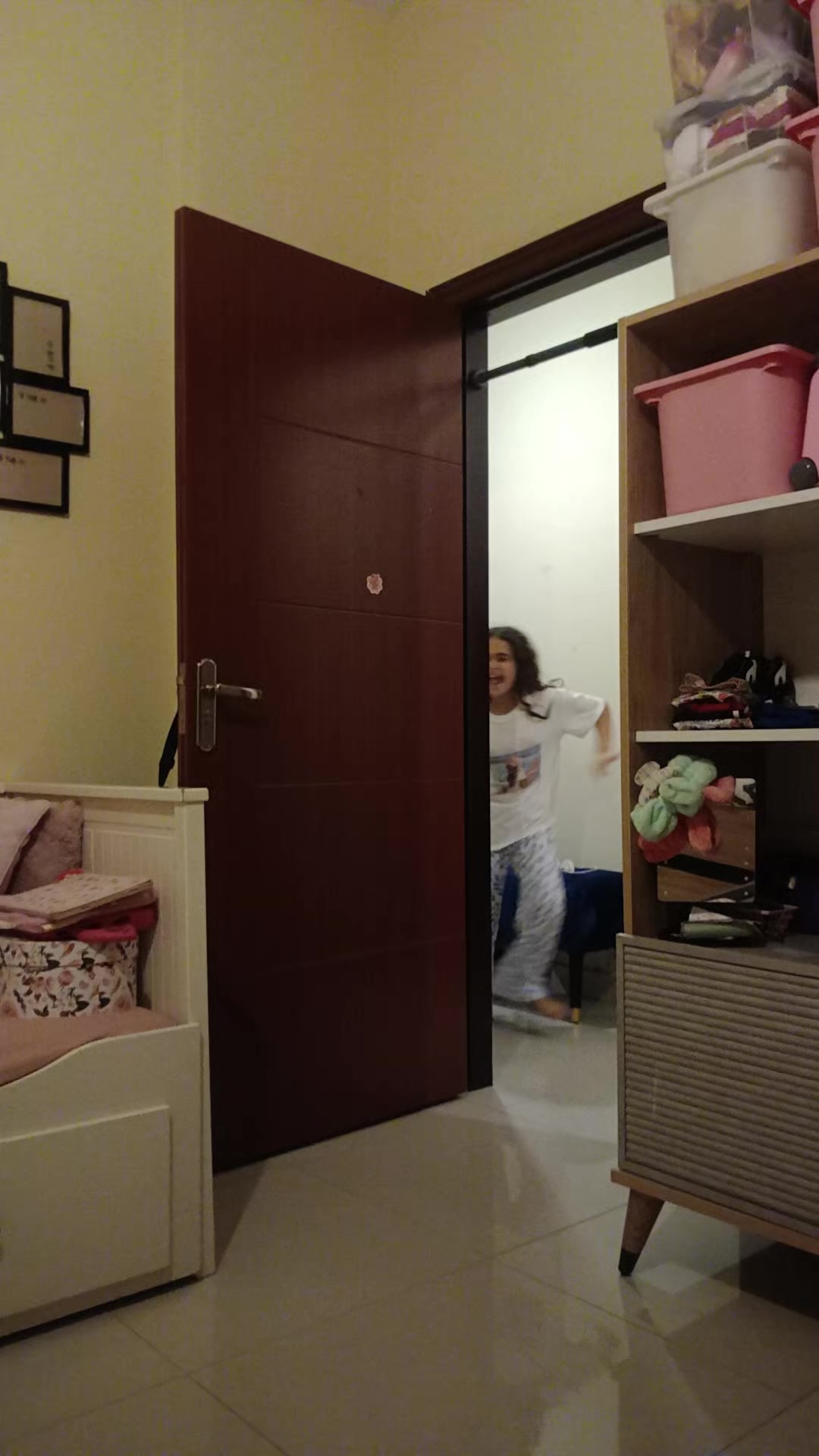 @Julia Mohamad