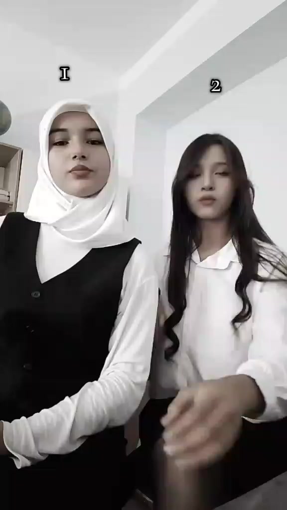 @Lili