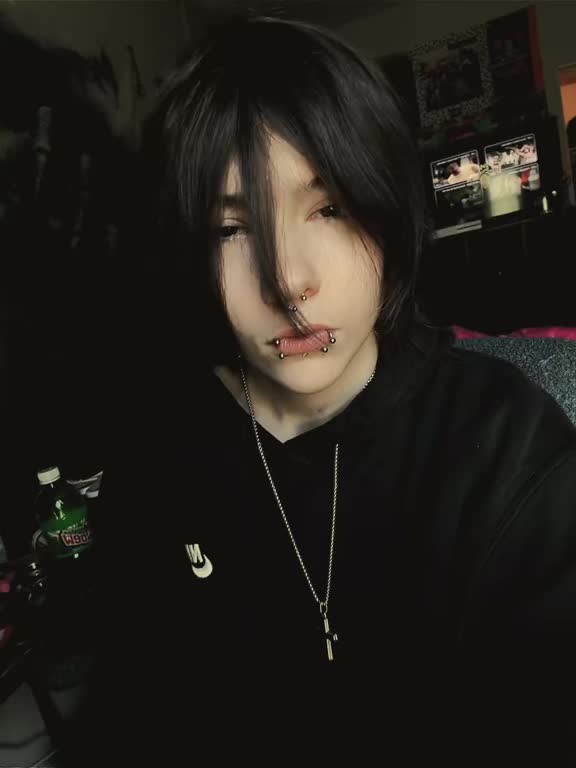 @t4tes1xx