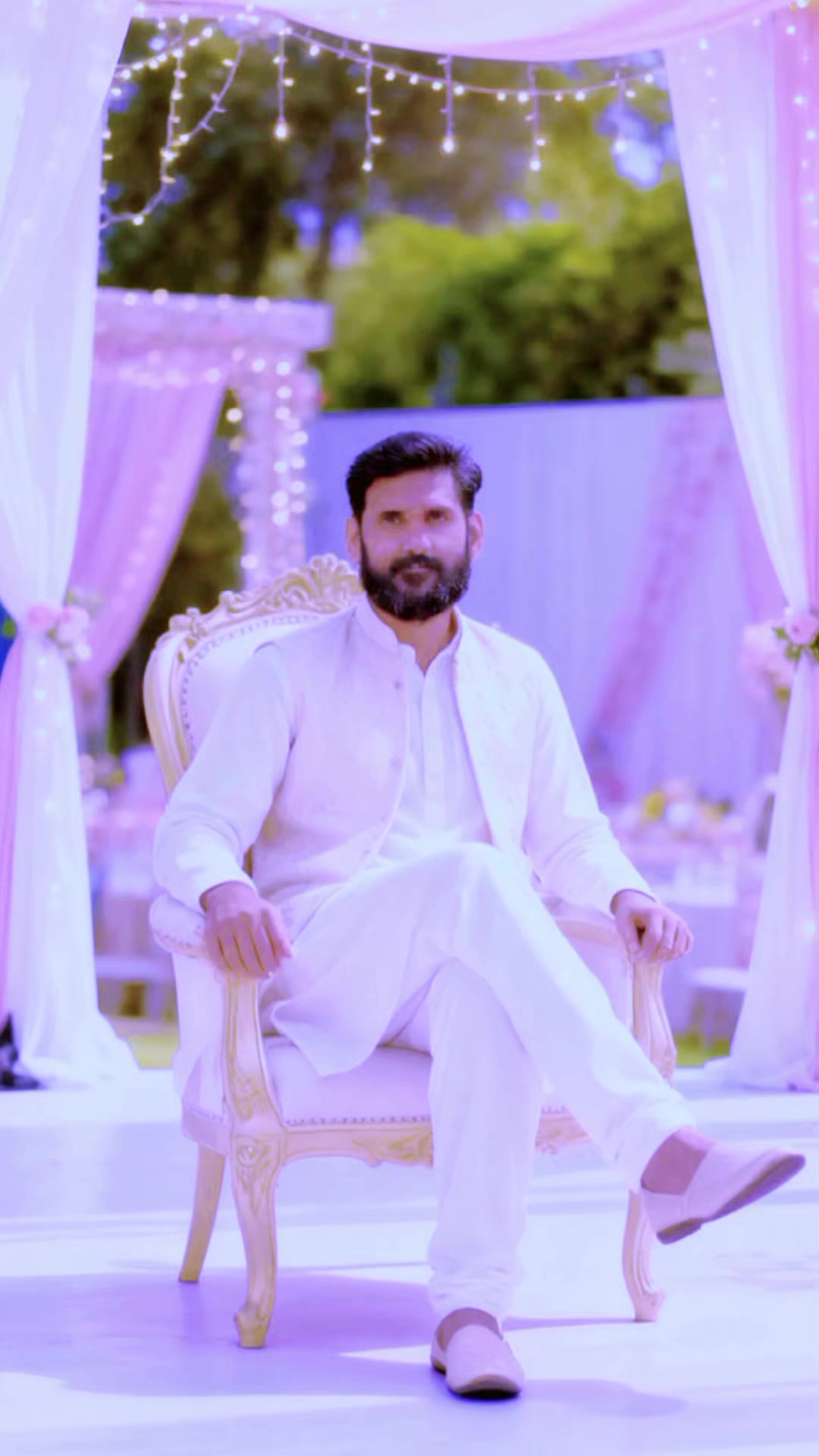 @🥰🥰M👩❤️💋👩Shahbaz📞G🌠U