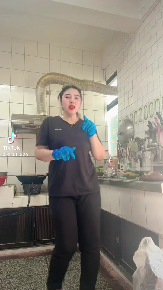 @🥰Tuti Haryati 👩&zwj;🌾🦚