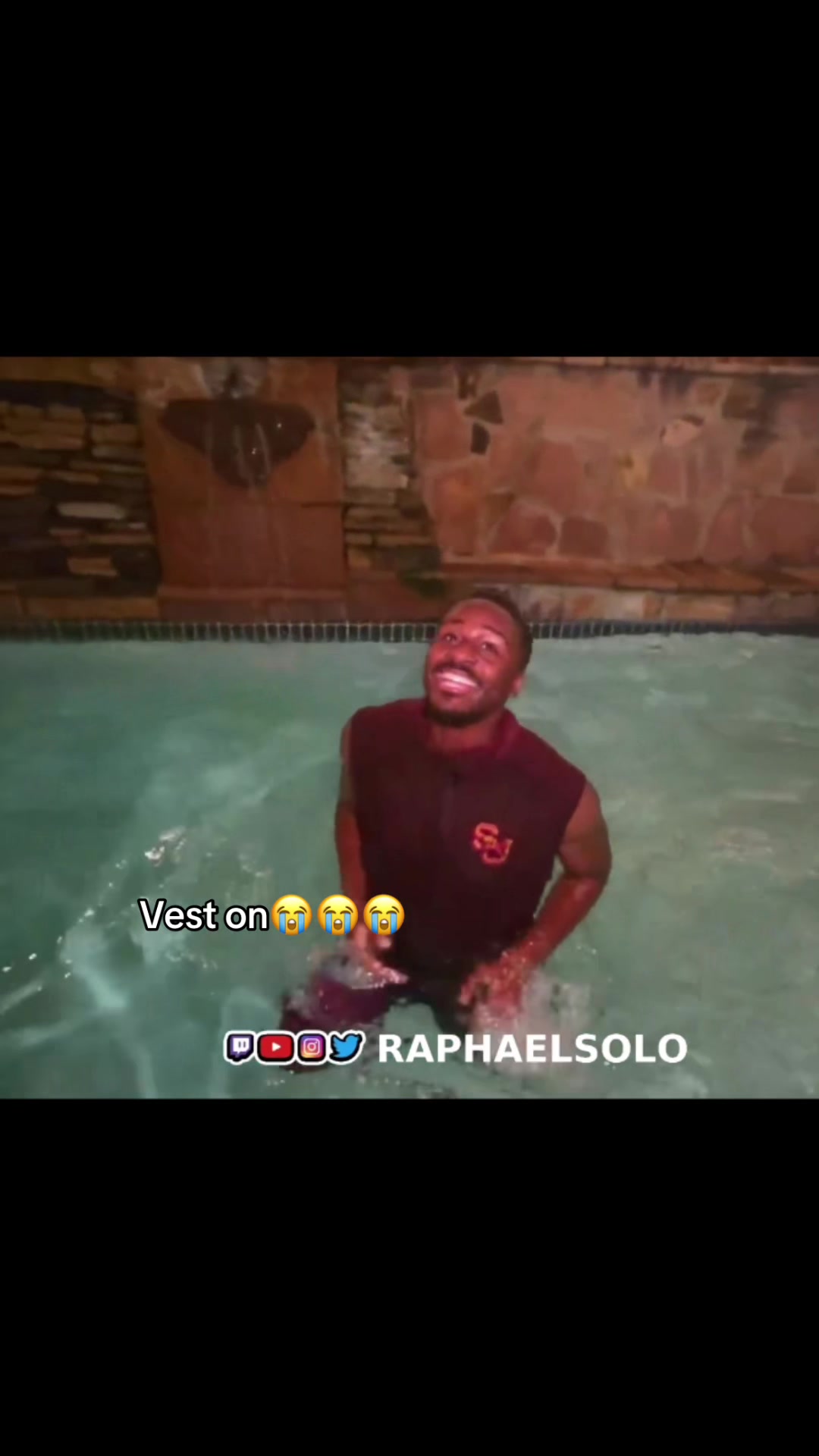 @RaphaelsoloLIVE