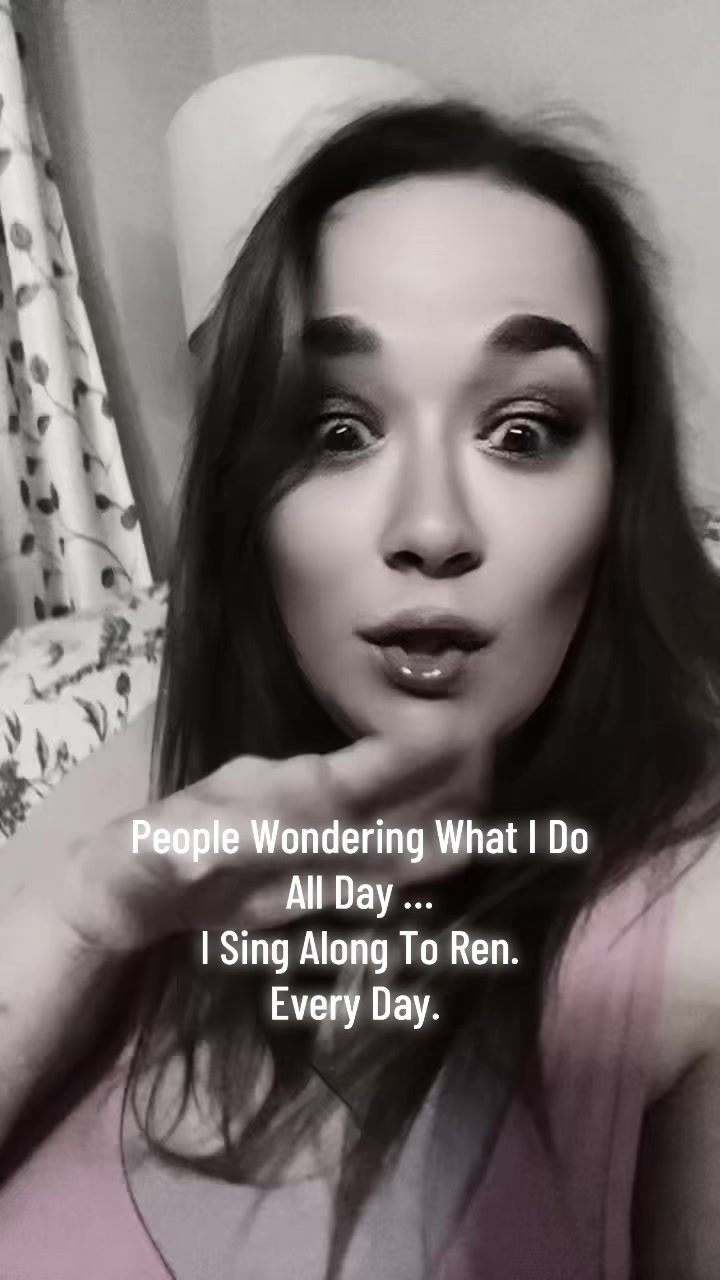 @MelissaIsLoud
