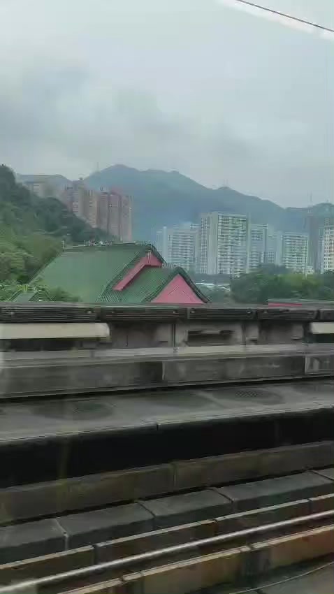 @Dhinda Pika
