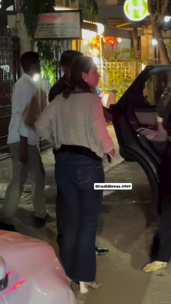 @Sara Tendulkar