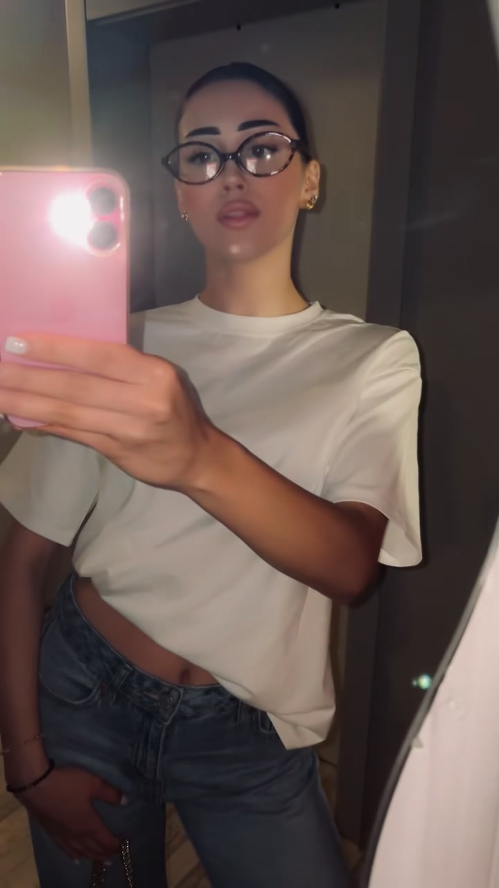 @💋