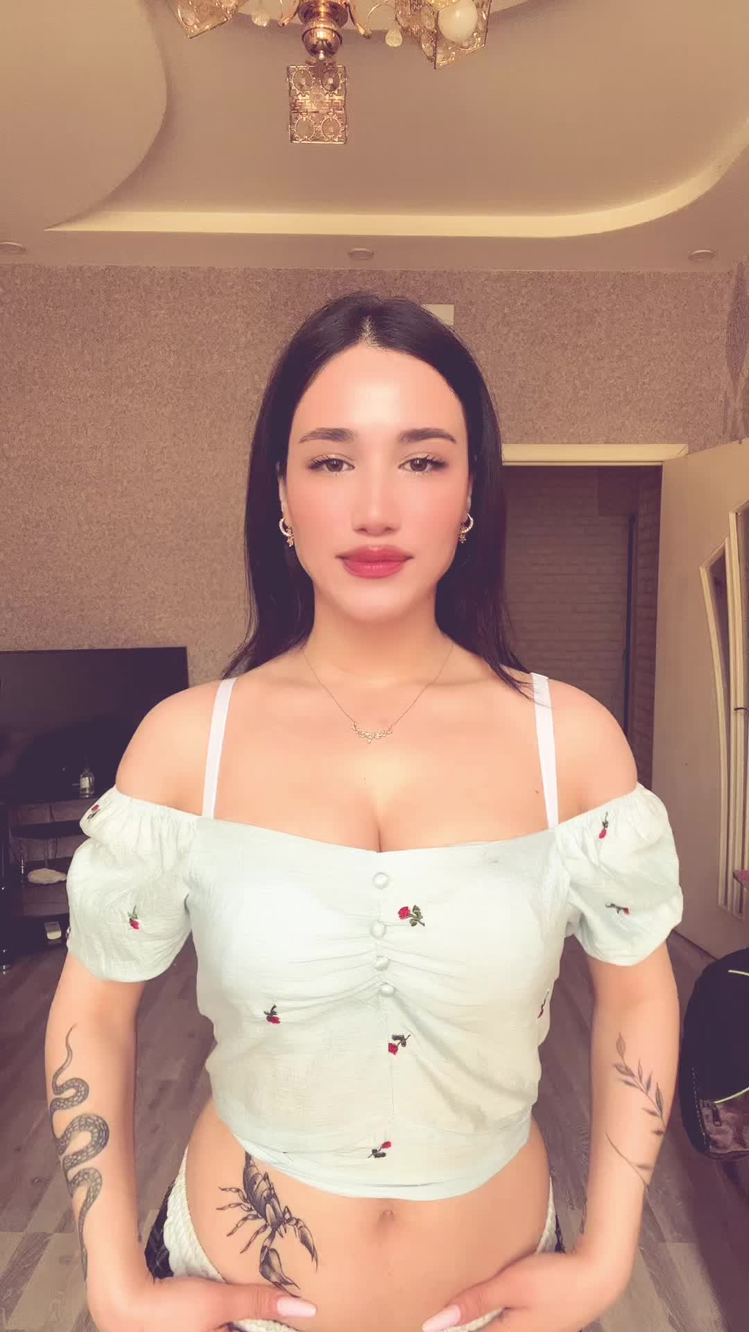 @𝑨𝒚𝒍𝒊𝒏𝟕𝟕𝟕