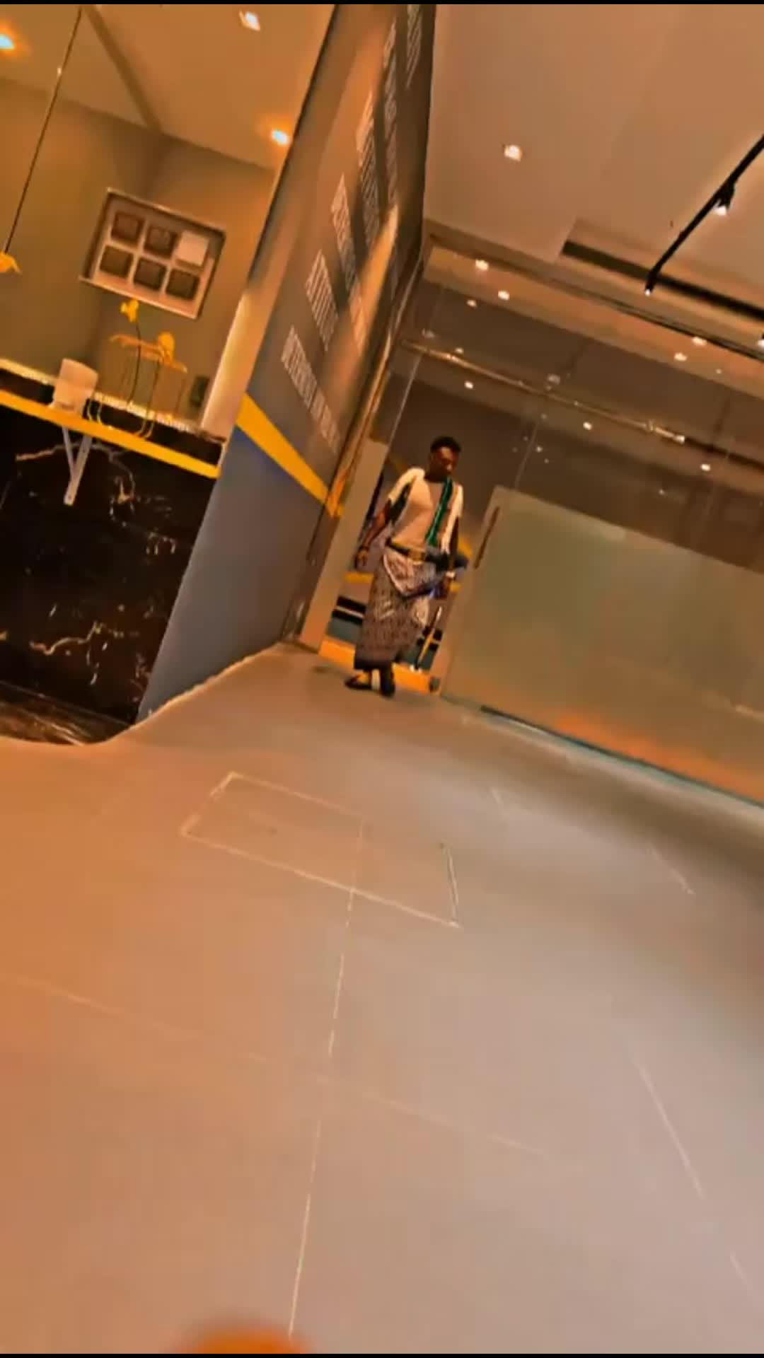 @Mr.Ąluwa🦅