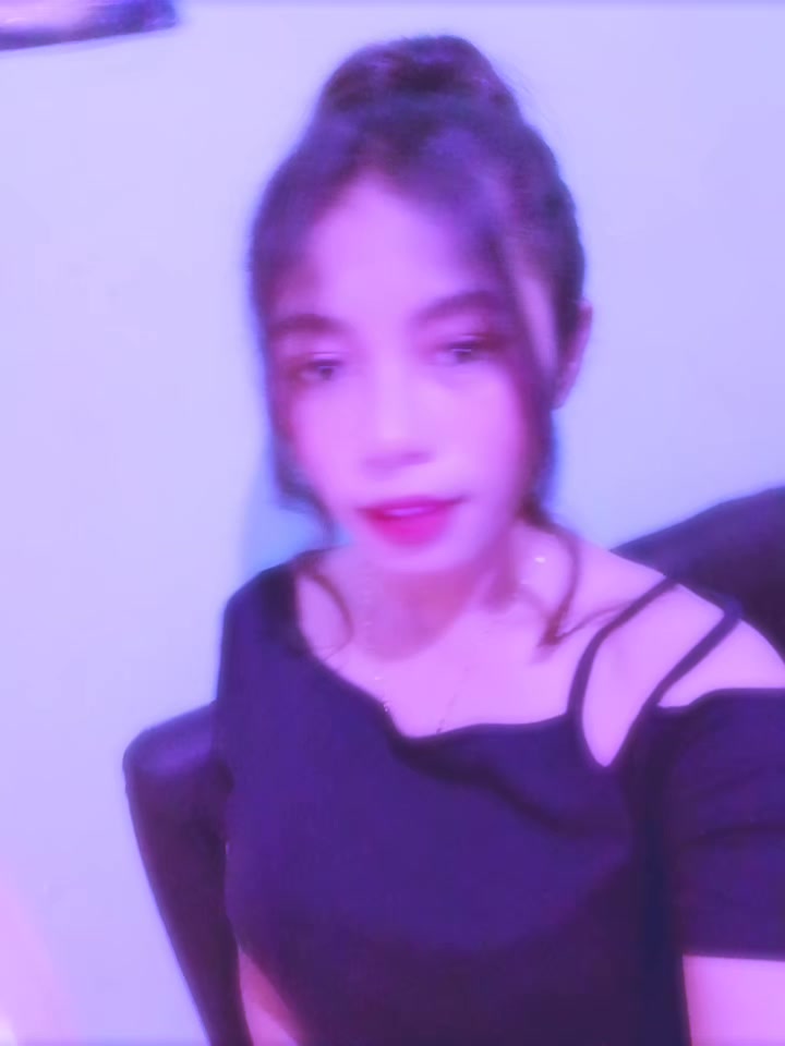 @🦋