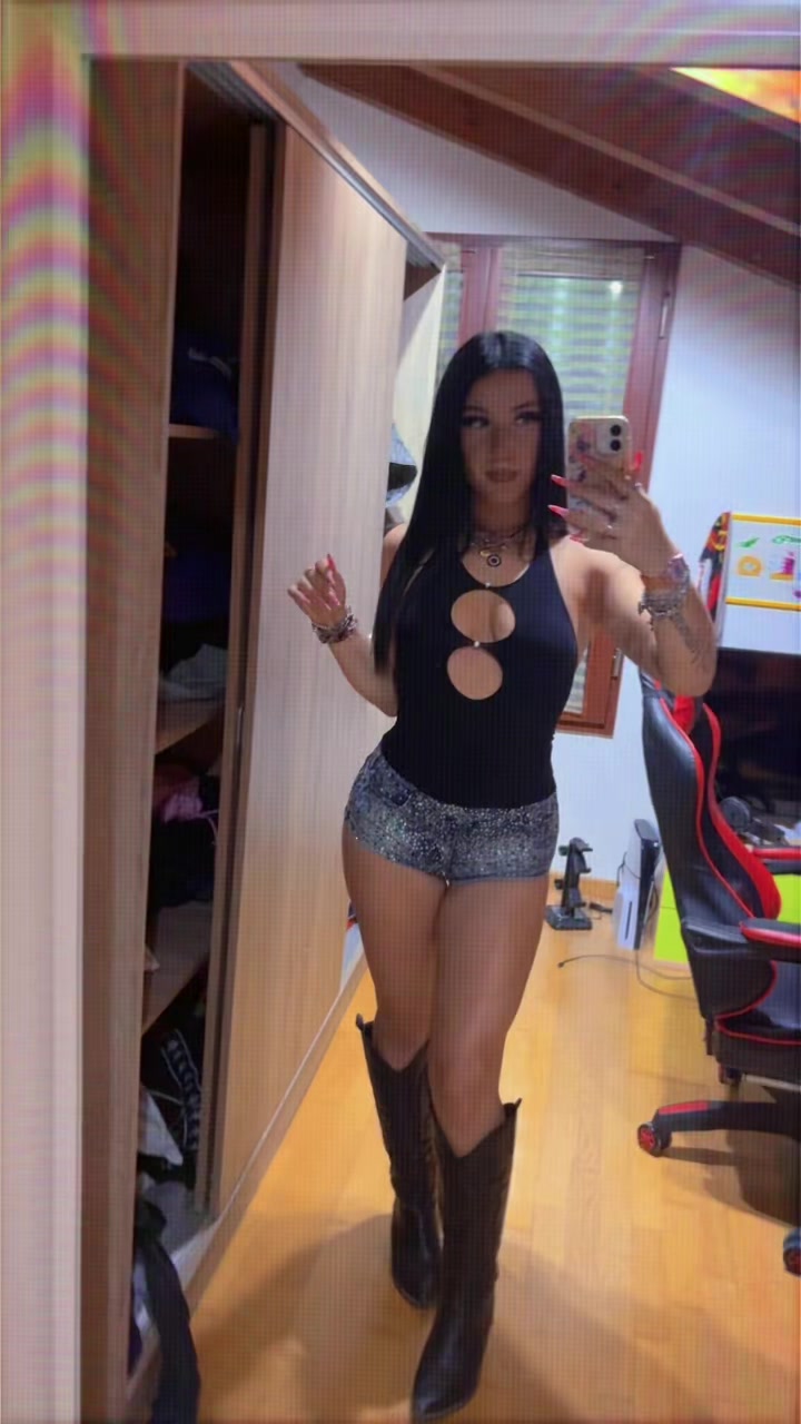 @auro💋