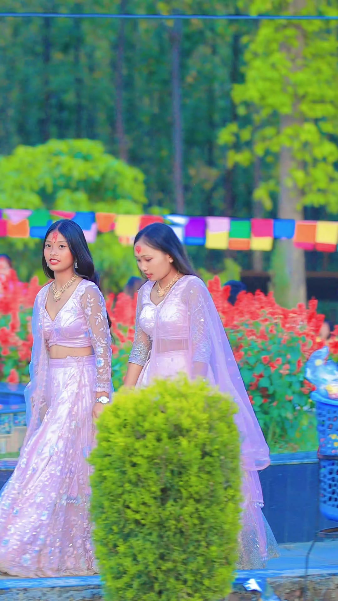 @Tharu Nii