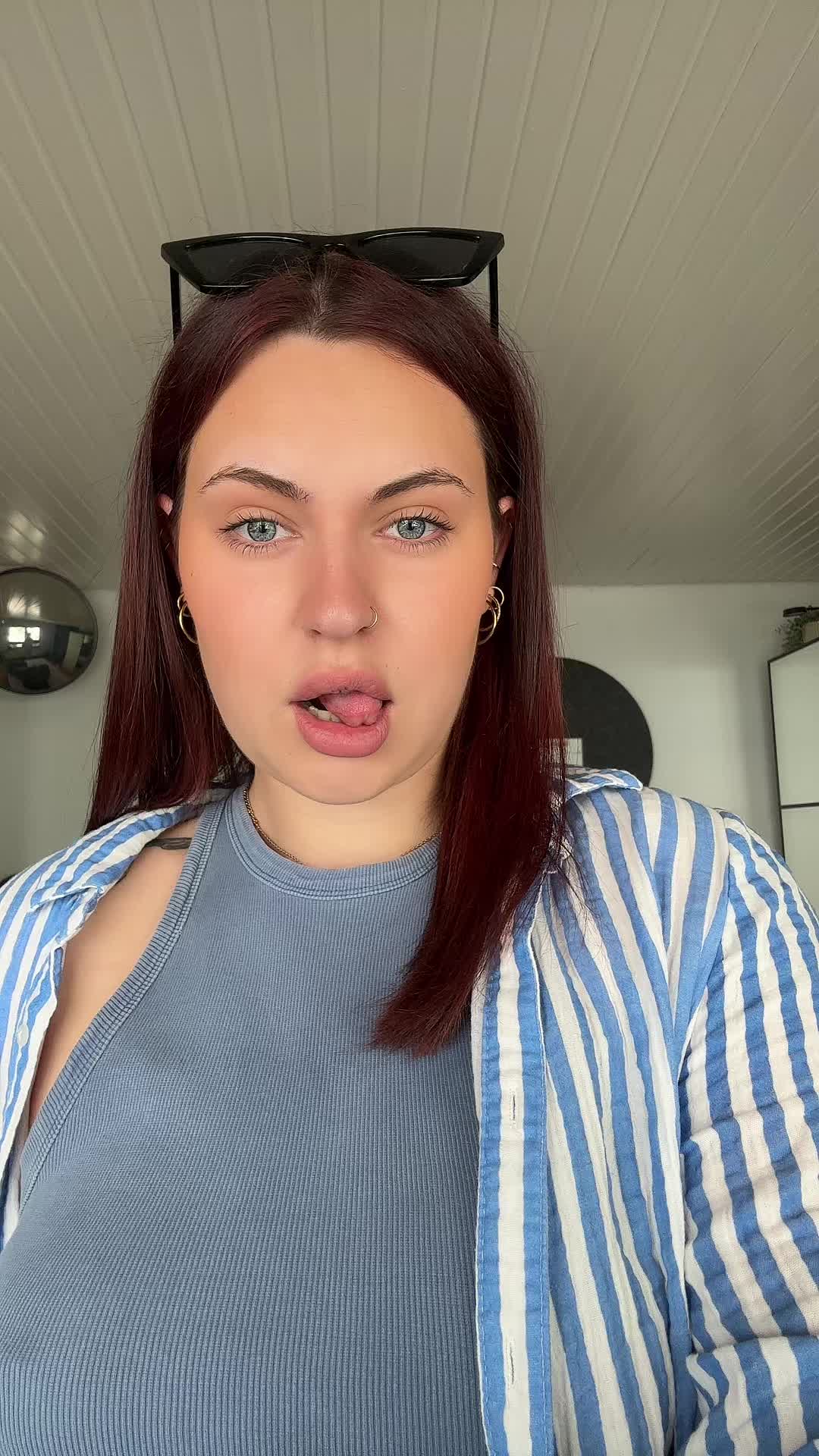 @t