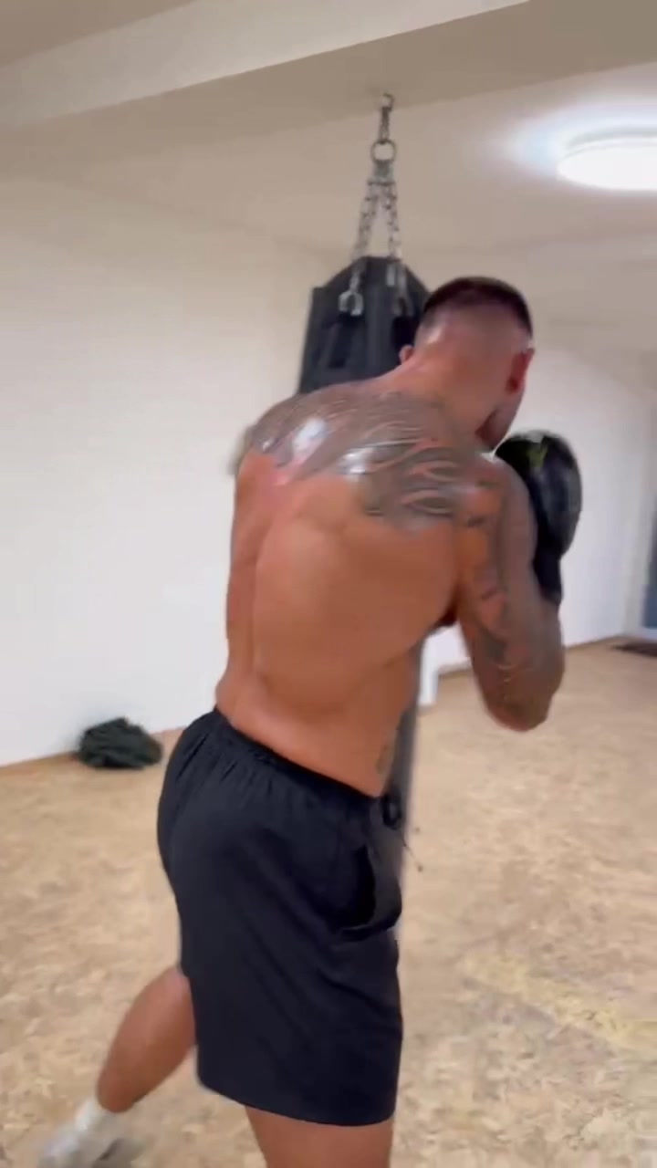 @Nick Ka&ccedil;anolli